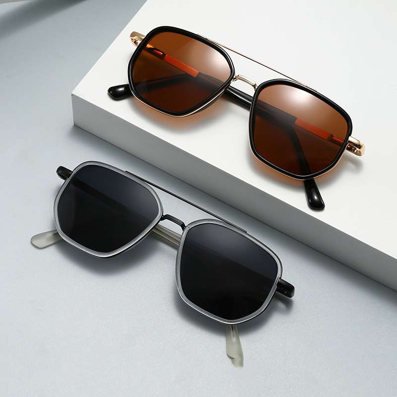 CNTH Unisex Zonnebril UV400 Trendy, Lichtgewicht & Tijdloos Design